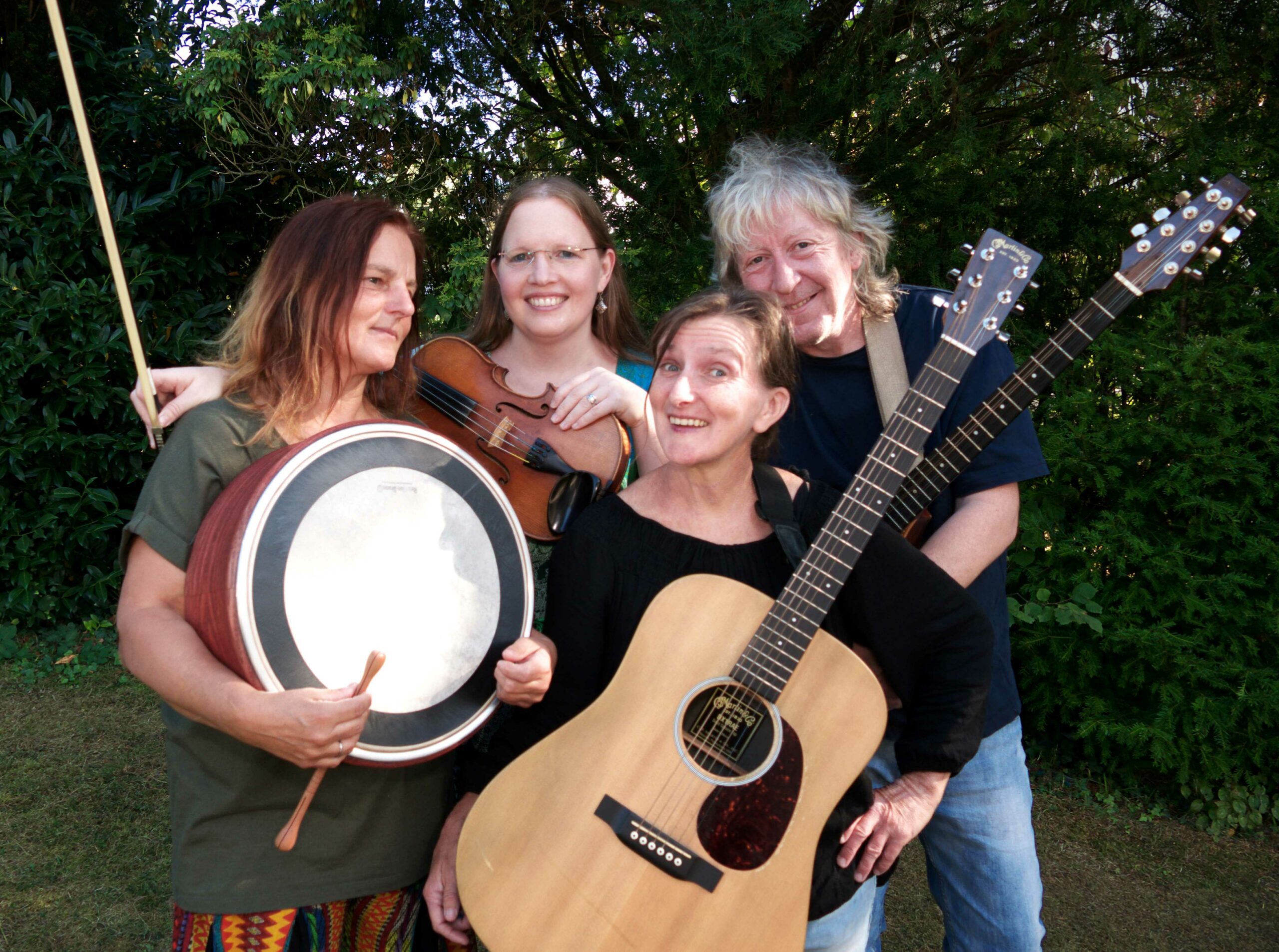 Bandfoto mit Katja M. Rechte am Bild David Hutchinson_2